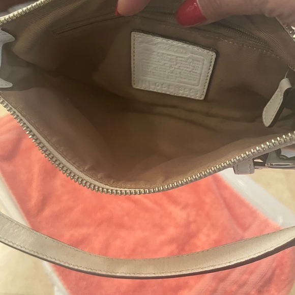 Coach small white bag‼️SOLD‼️‼️ - Picture 4 of 4